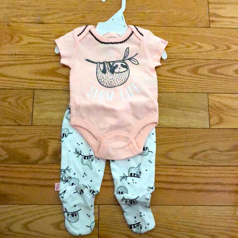 Hilarious sloth outfit: NB size